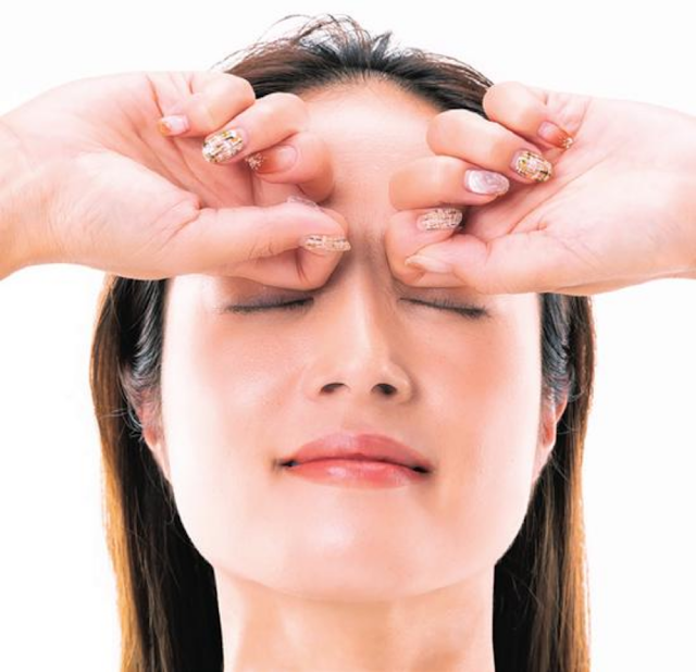 정수리의 만능 혈자리, 백회혈 마사지