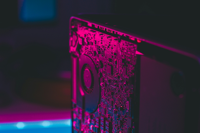 IT vs 사이버 보안, 어떤 '미래'를 꿈꾸시나요